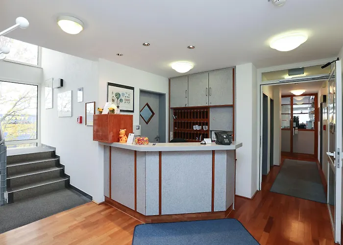 Blaubeurer Tor 度假居 *